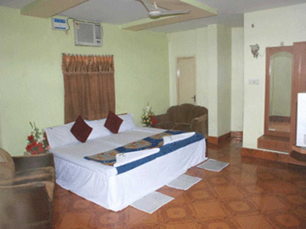 Sree Simran Hotel