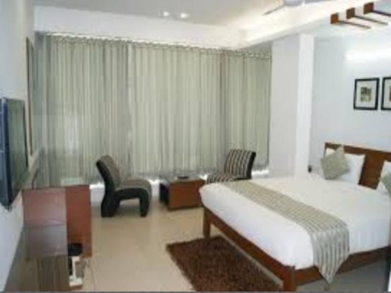 Hotel Oyo 14502 Hotel Hill View Guest House Hitech City