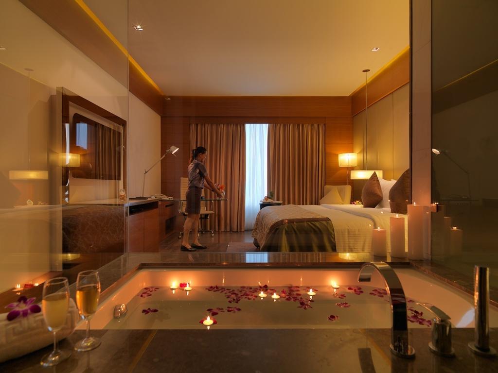 Hotel Regenta One,