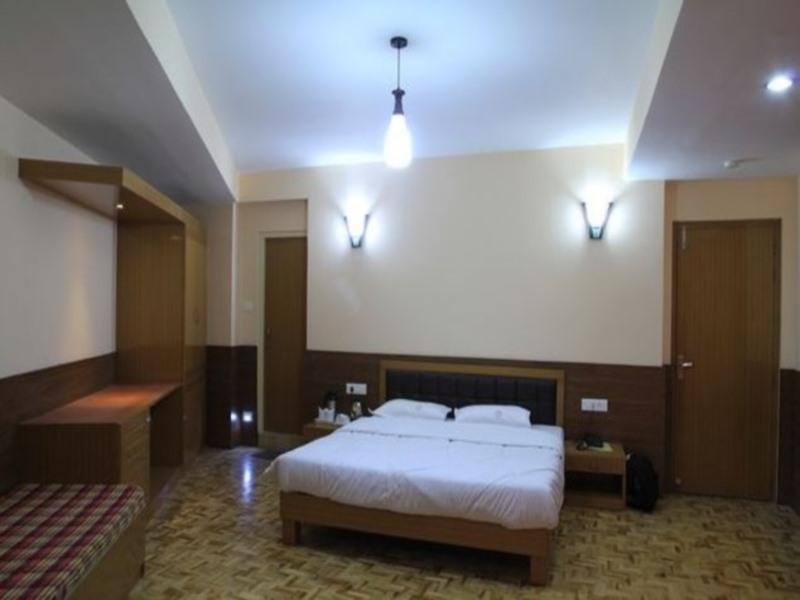 Fabexpress Manny's Palace Hyderabad