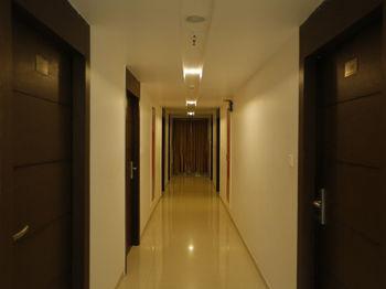 Hotel Oyo Jubilee Hills Check Post