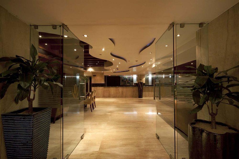 One Continent Atria Hotel 3*