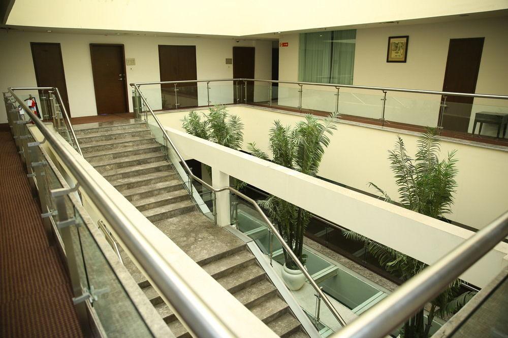 Capital O 9960 Hotel Grand Himayat Hotel Hyderabad