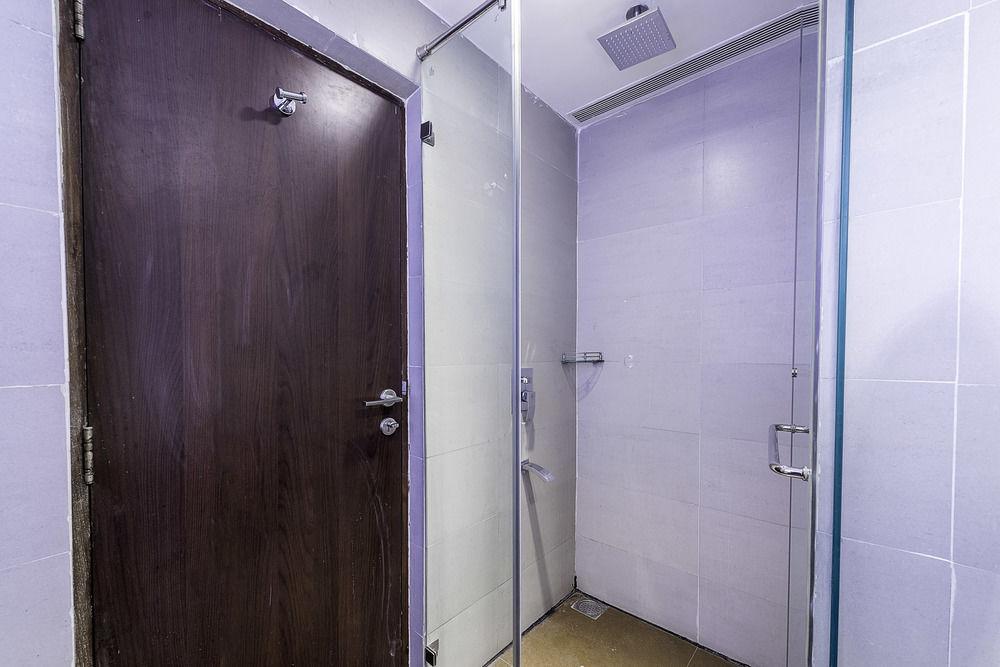 Capital O 9960 Hotel Grand Himayat 3*