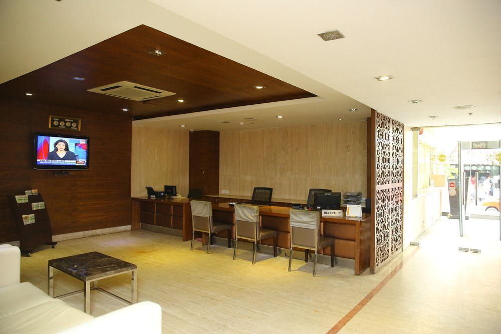 Capital O 9960 Hotel Grand Himayat Hotel 3*