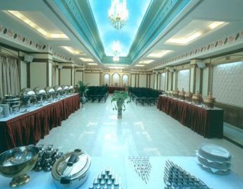 Rukmini Riviera Hotel 3*
