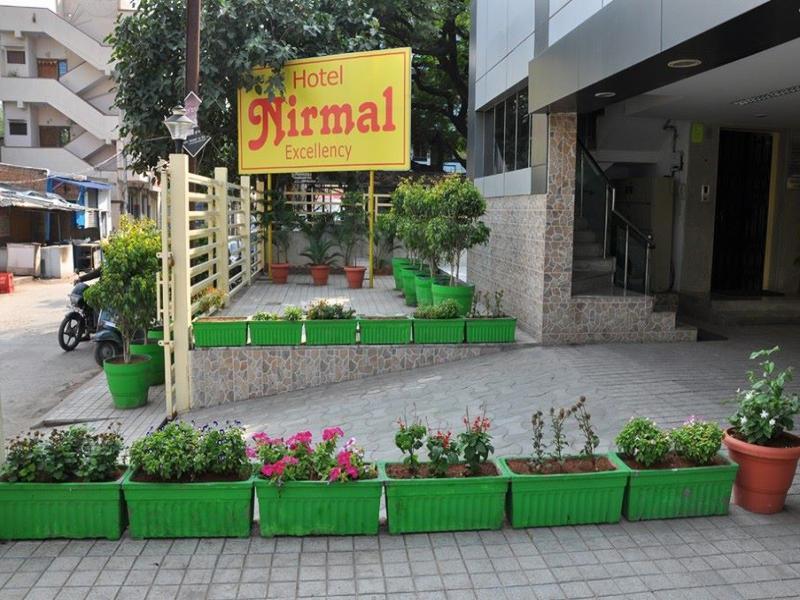 Oyo 1421 Nirmal Excellency Hotel