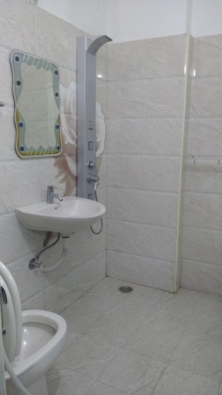 Apartment Hitech Shilparamam *