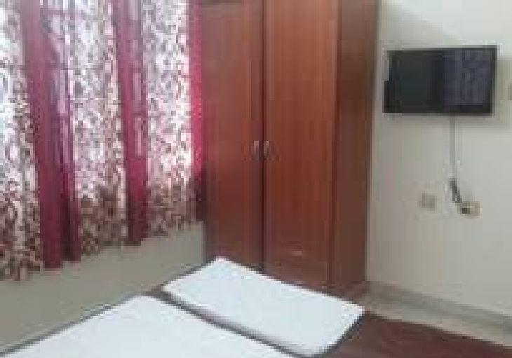 Royal Comfort Suites Guest house *
