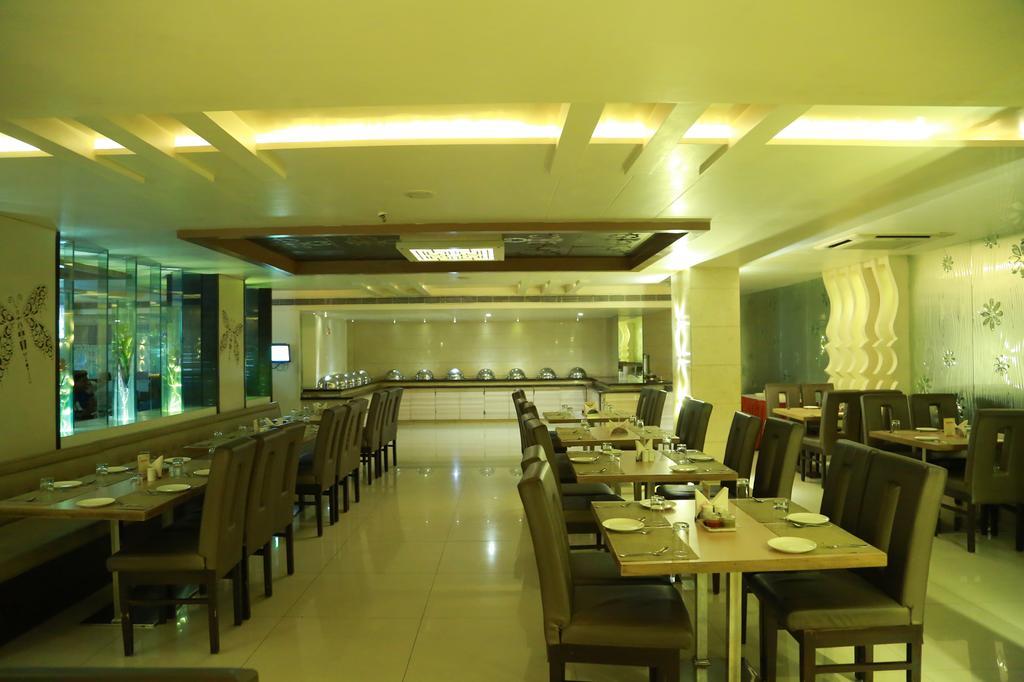 Swagath Grand A.s. Rao Nagar 2*