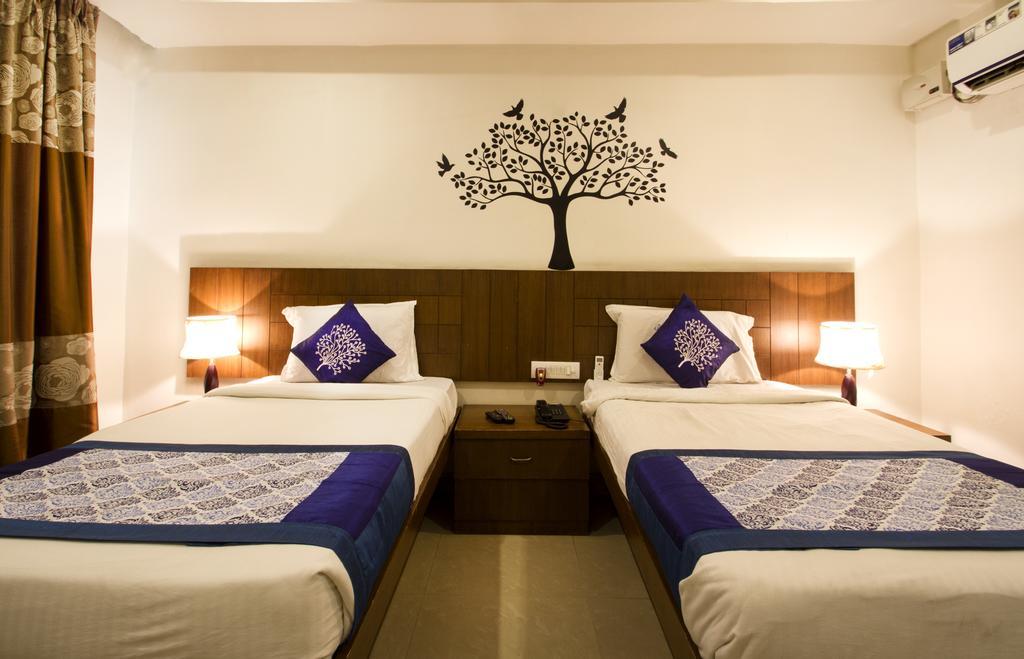 Hotel Rainbow International Shamshabad 4*