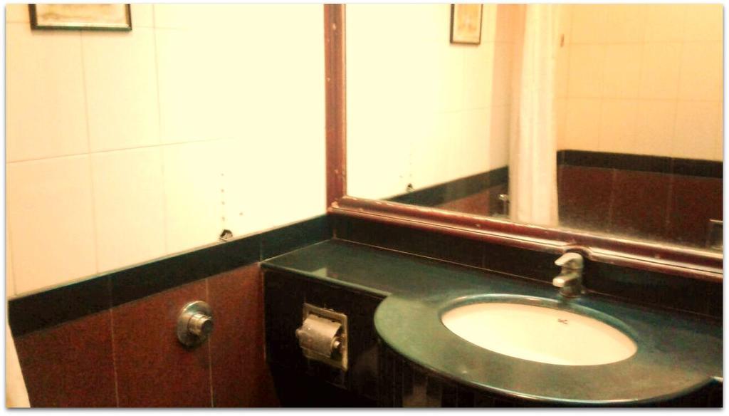 Inn Raj International