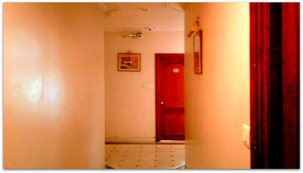 Raj International Inn 3*