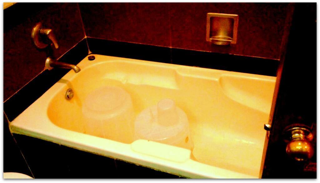 Raj International 3*