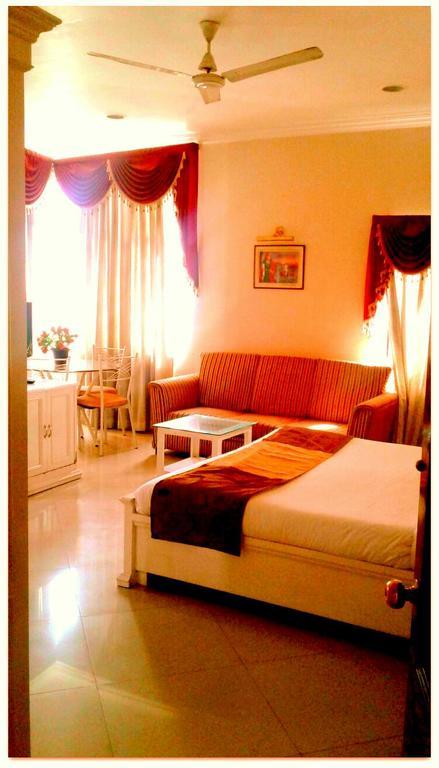 Raj International Inn