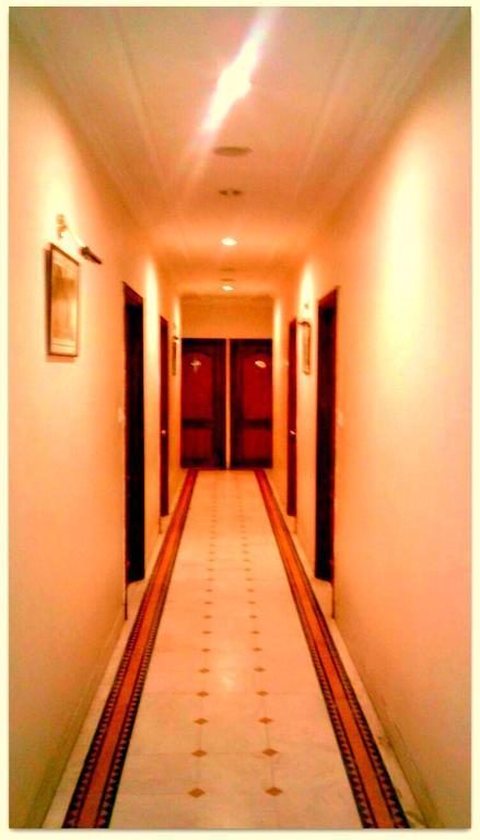 Raj International 3* Hyderabad