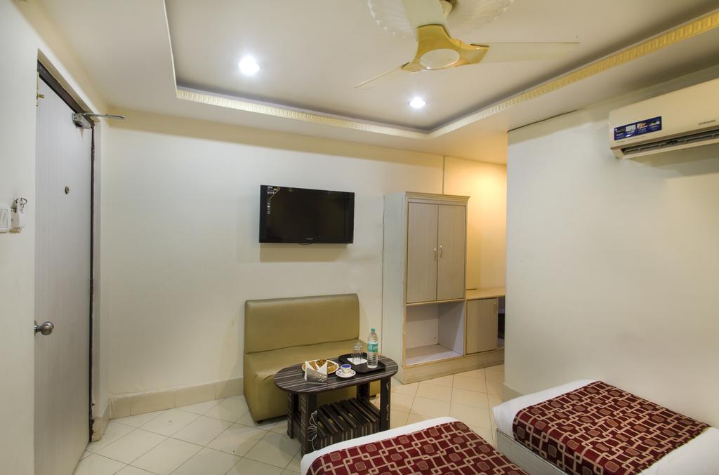 Oyo 795 Saranggi Boutique Hotel Hyderabad