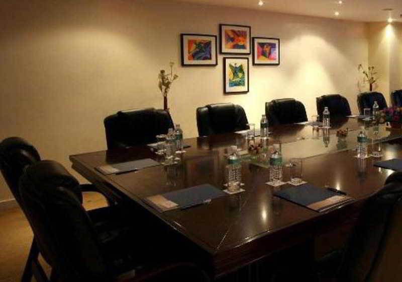 Hotel One Continent Atria