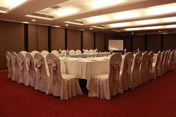 The Plaza 3*