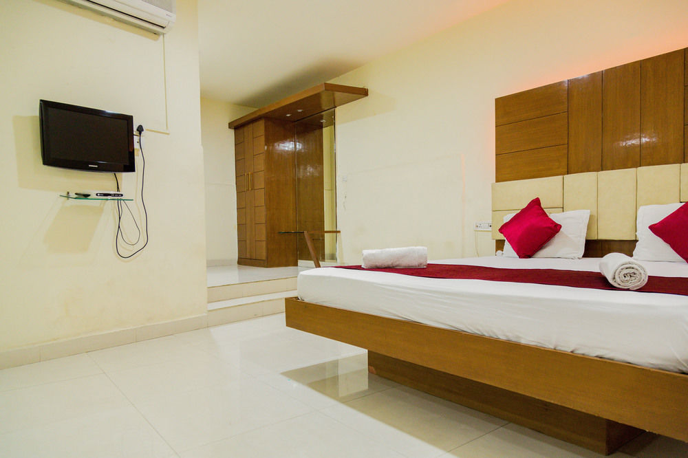 Zo Abids Lb Stadium Hotel 3*