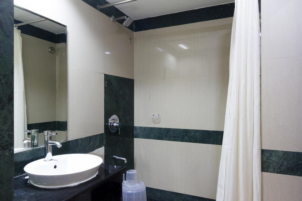 Fabhotel Avs Gachibowli Extn 3*