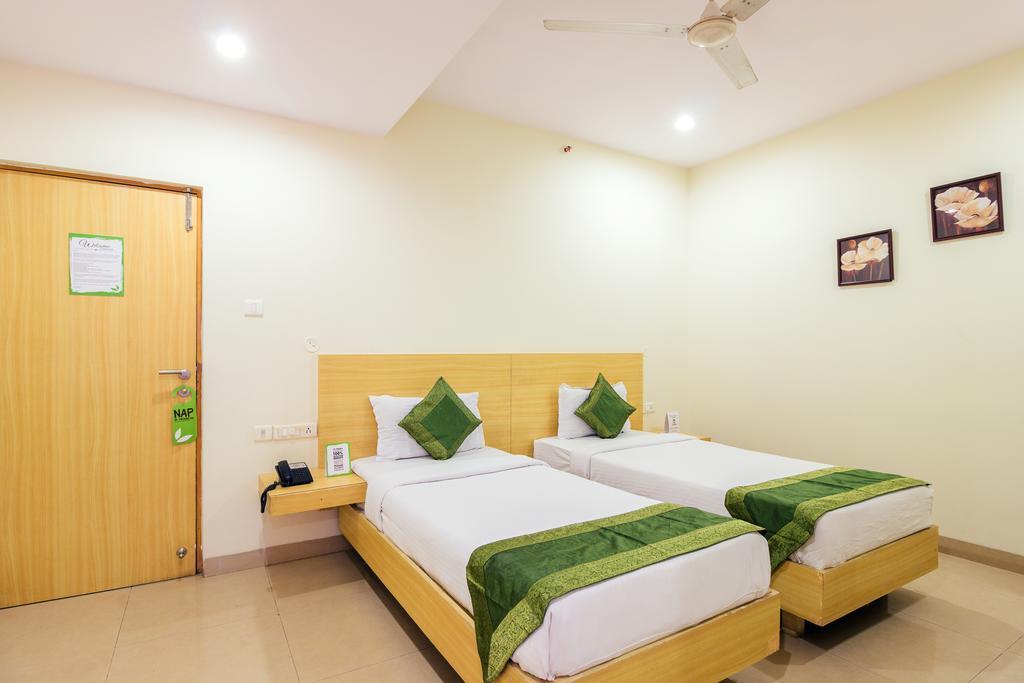 Hotel Oriva Vinflora Residency - Nr Lv Prasad Hospital, Banjara Hills