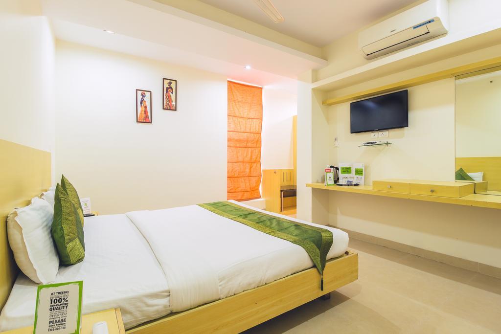 Hotel Oriva Vinflora Residency - Nr Lv Prasad Hospital, Banjara Hills