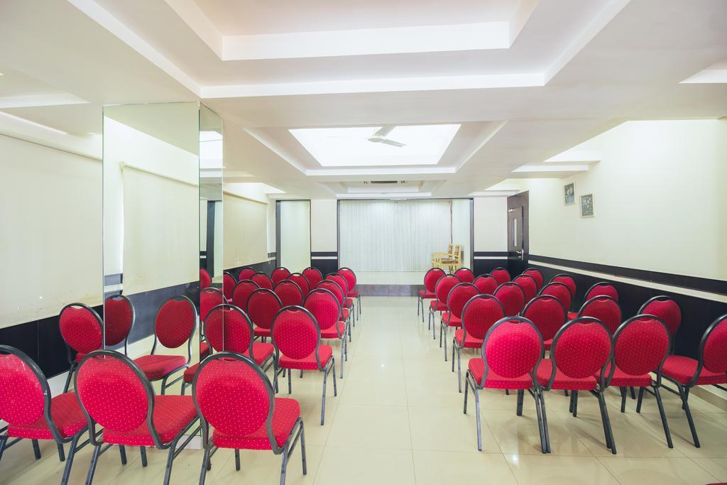 Hotel Oriva Vinflora Residency - Nr Lv Prasad Hospital, Banjara Hills 4*