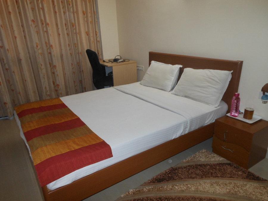 Touch Service Apartment *