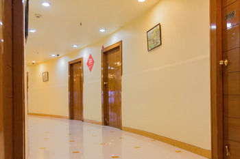 Zo Abids Lb Stadium Hotel 3*
