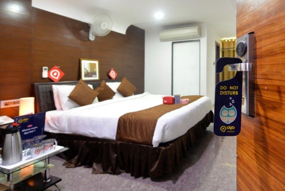 Oyo Premium Lb Nagar Hotel Hyderabad