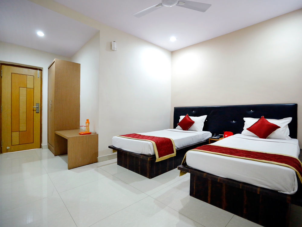 Oyo Inorbit Mall Hotel Hyderabad