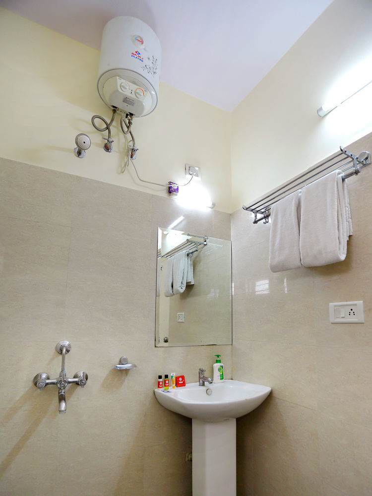Oyo Inorbit Mall Hotel