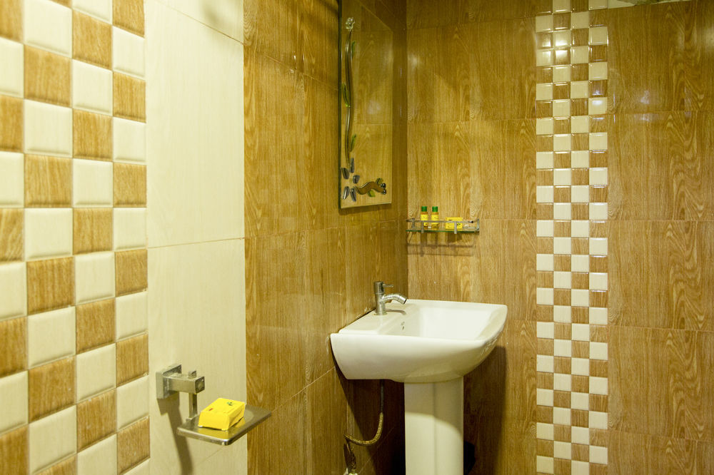 Fabhotel Avs Kukatpally 3* Hyderabad