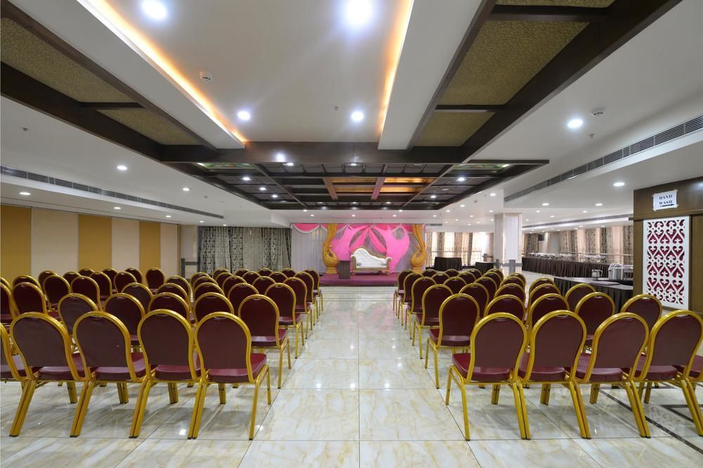 Hotel Oyo Premium Kothapet