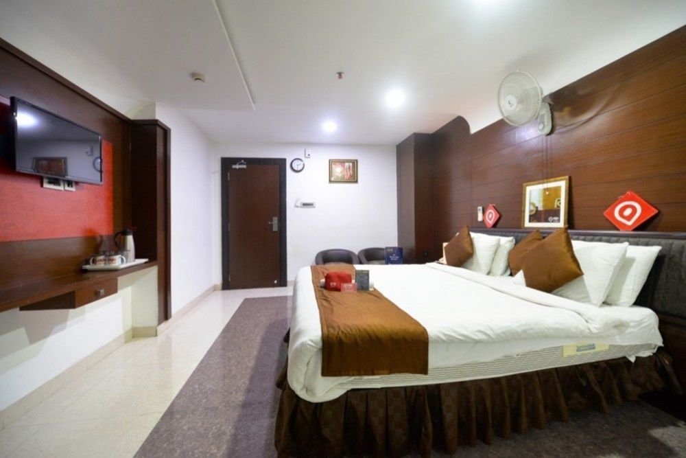 Oyo Premium Lb Nagar 3* Hyderabad