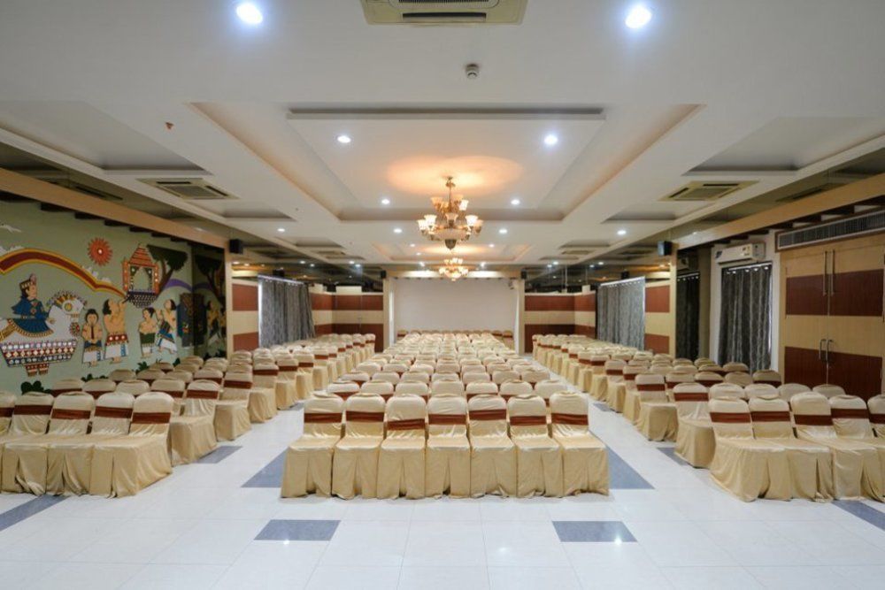 Oyo Premium Lb Nagar 3*