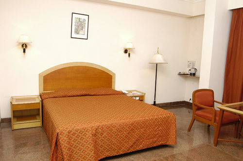 Kamat Lingapur 2*
