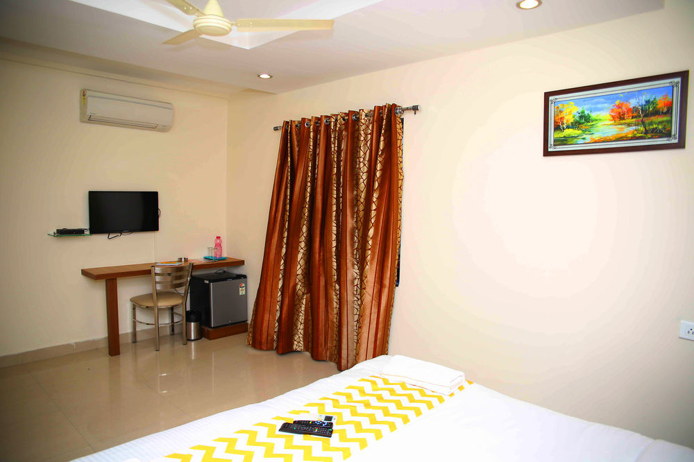 Hotel Treebo Pride Botanica Hyderabad
