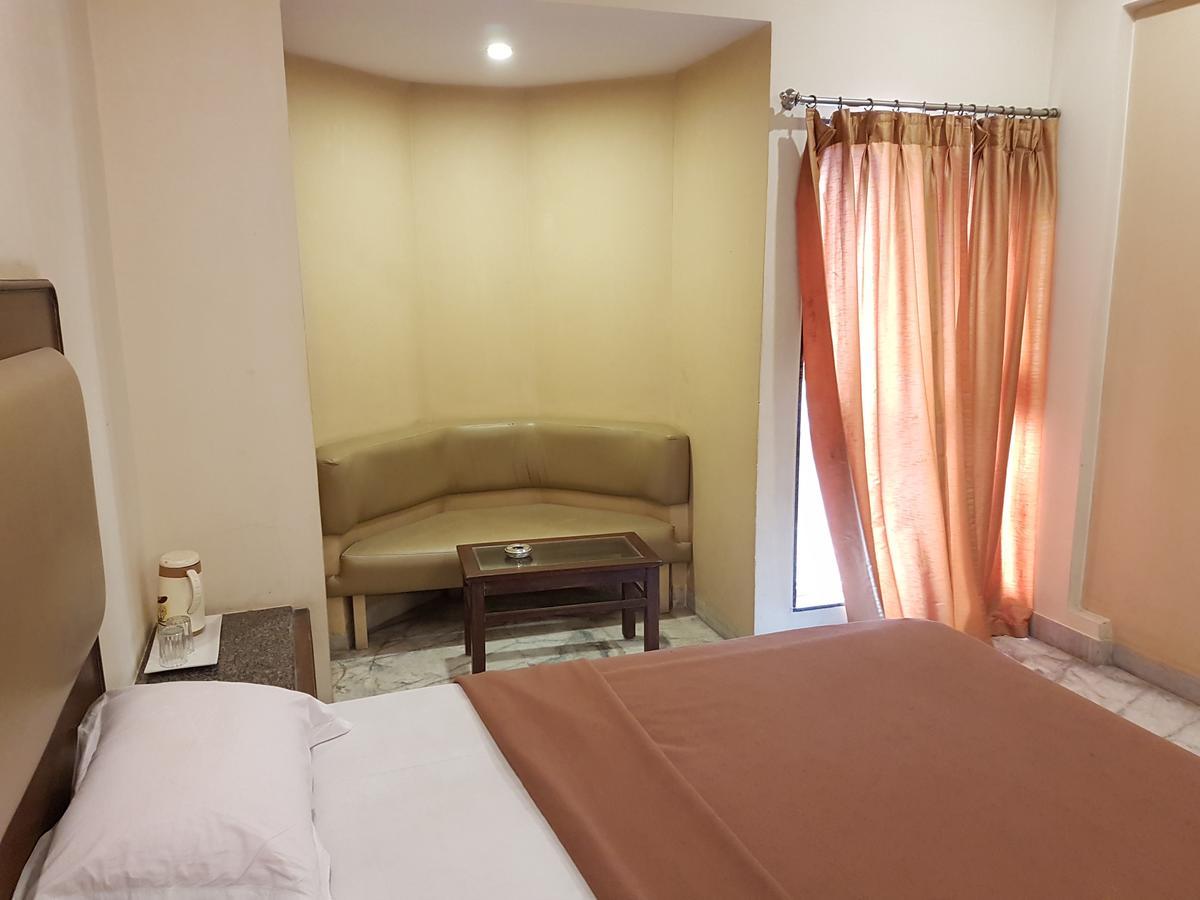 Hotel Rajmata 2*