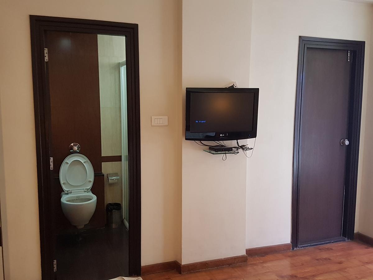 Kens Hotel