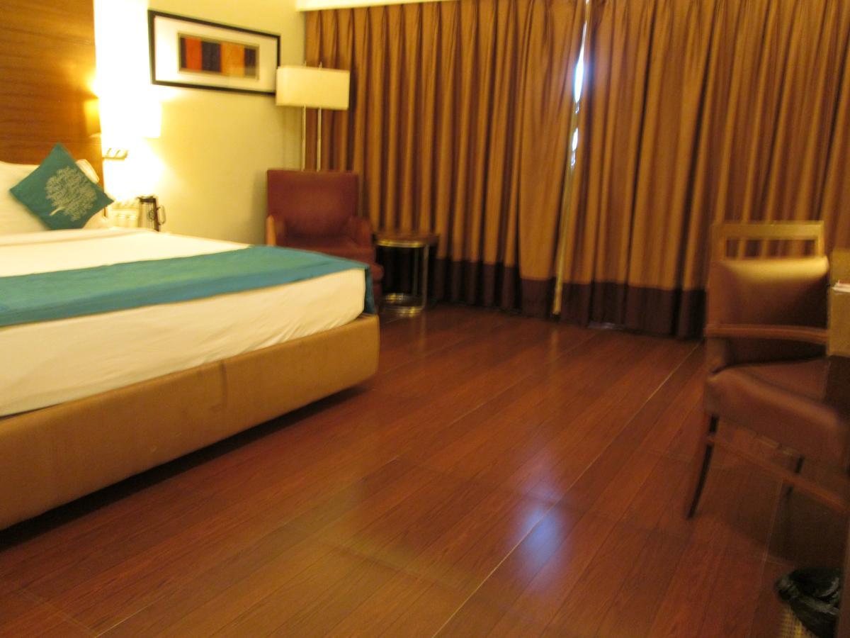 Vaishnaoi Hotel