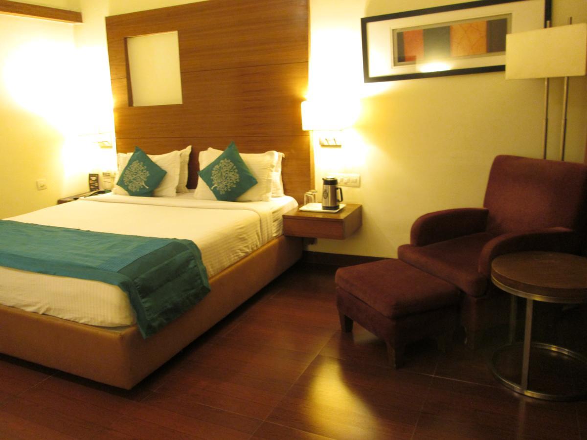 Hotel Vaishnaoi Hyderabad