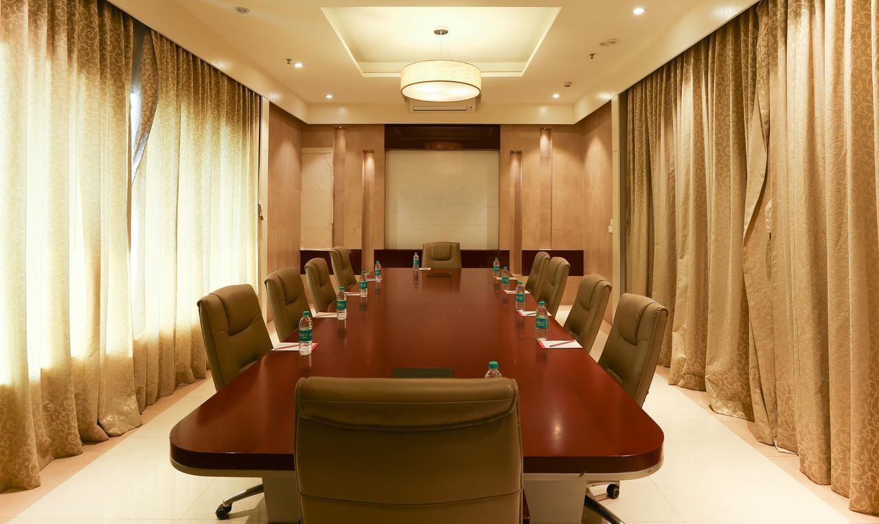 Treebo Tryst Metropolis Hotel Hyderabad