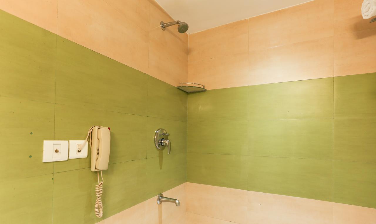 Treebo Tryst Metropolis Hyderabad