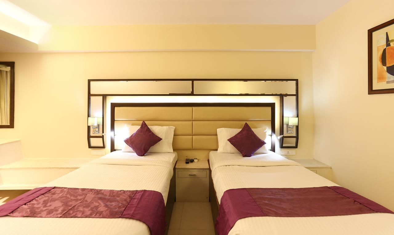 Treebo Tryst Metropolis 3*