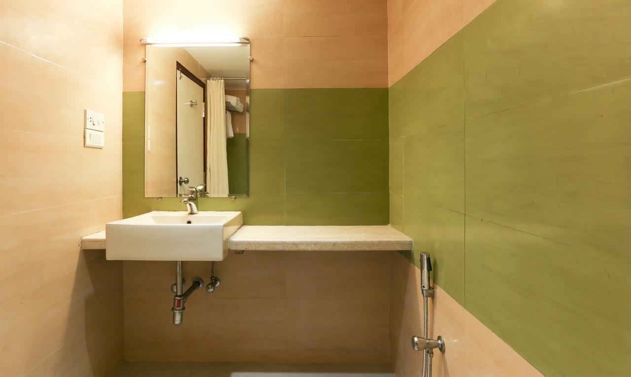Treebo Tryst Metropolis 3*