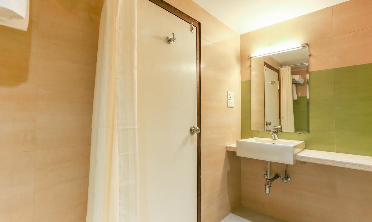Treebo Tryst Metropolis Hotel 3*