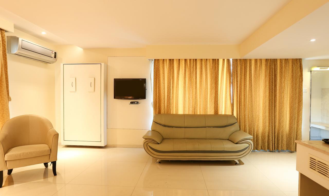 Treebo Tryst Metropolis Hotel 3*