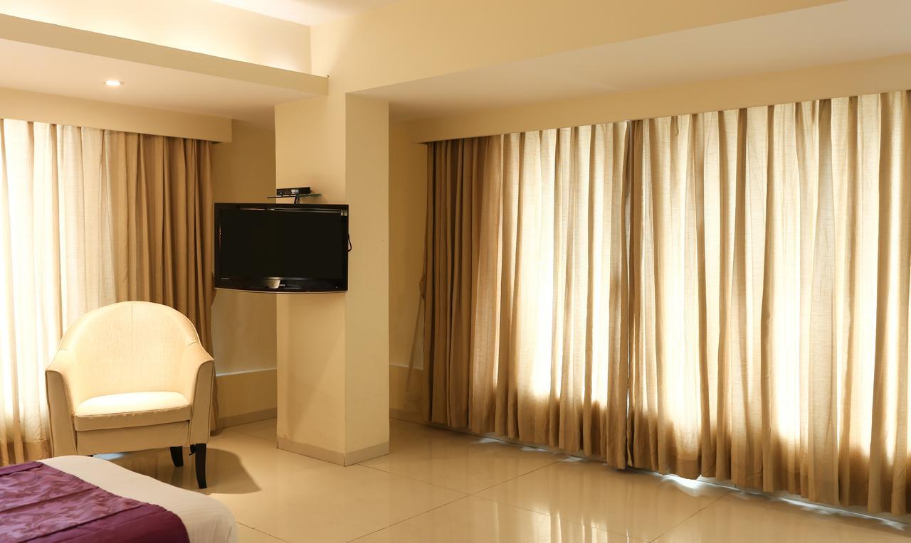 Treebo Tryst Metropolis 3* Hyderabad